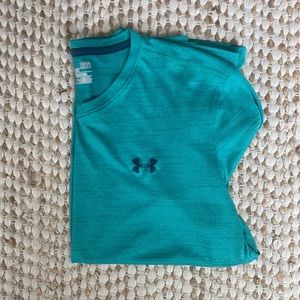 Under Armour Tshirt